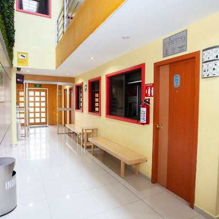 Hotel Lira - Solo Adultos Мехико Экстерьер фото