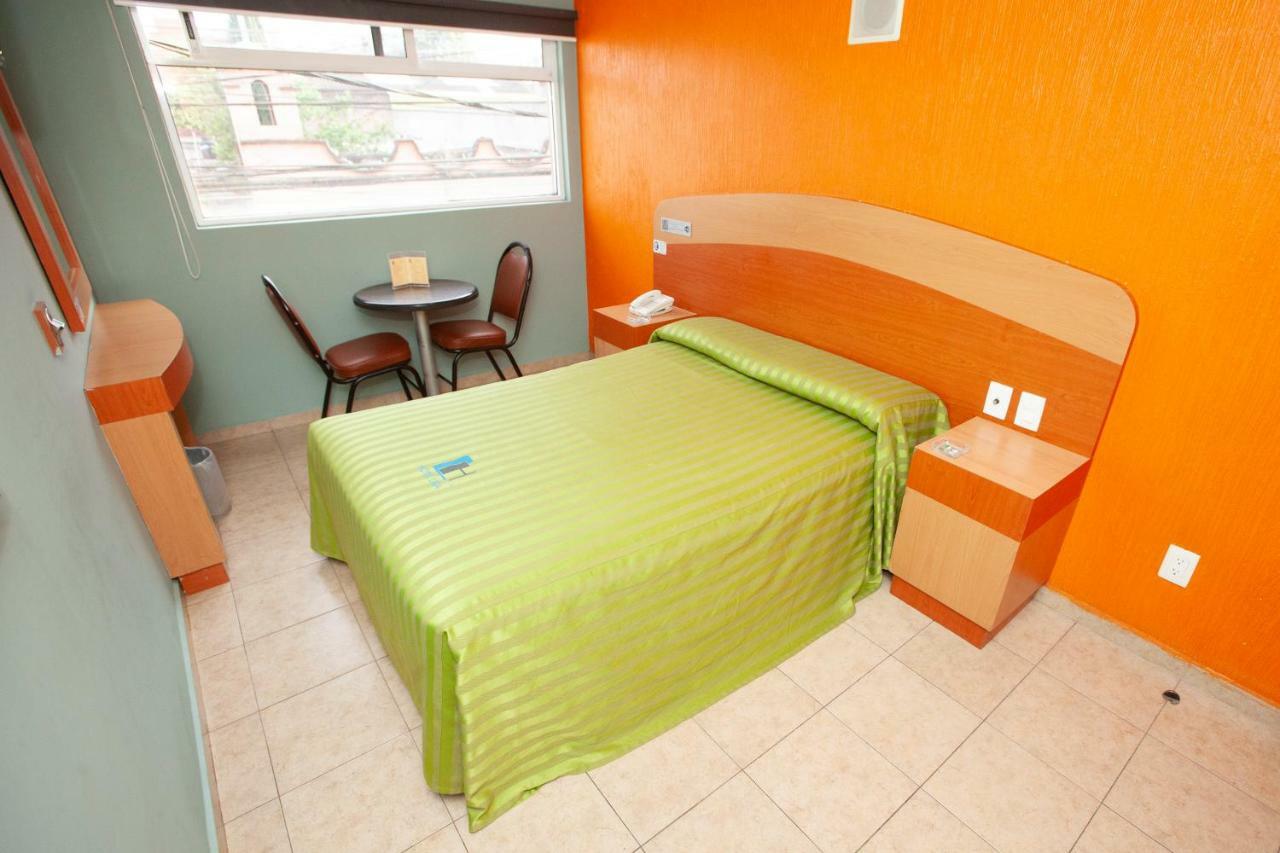 Hotel Lira - Solo Adultos Мехико Экстерьер фото
