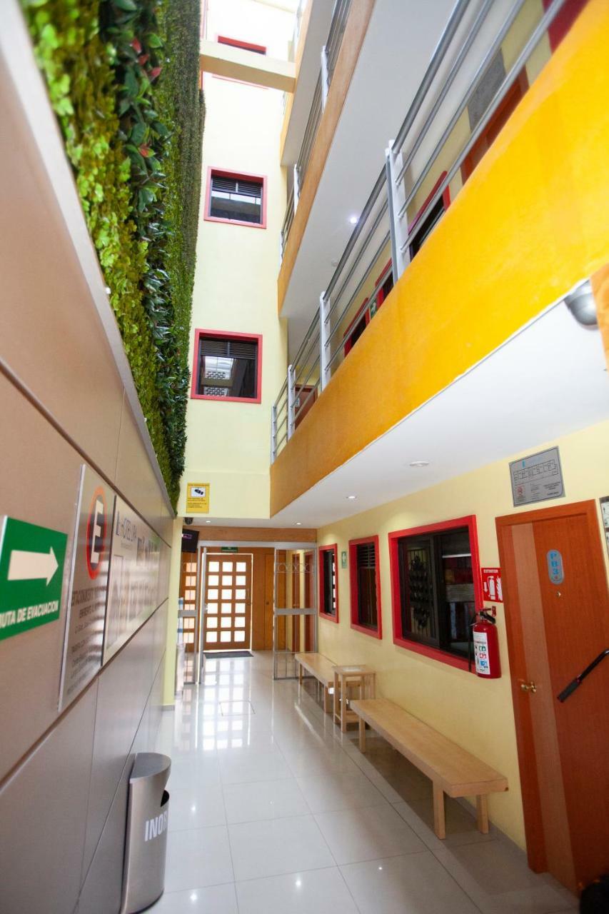 Hotel Lira - Solo Adultos Мехико Экстерьер фото
